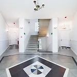 Classy Old Town - By Upstairs Apartamento *