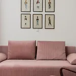 Classy Old Town - By Upstairs