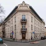 Classy Old Town - By Upstairs Cracovia