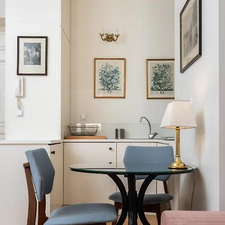 Classy Old Town - By Upstairs Apartmán *