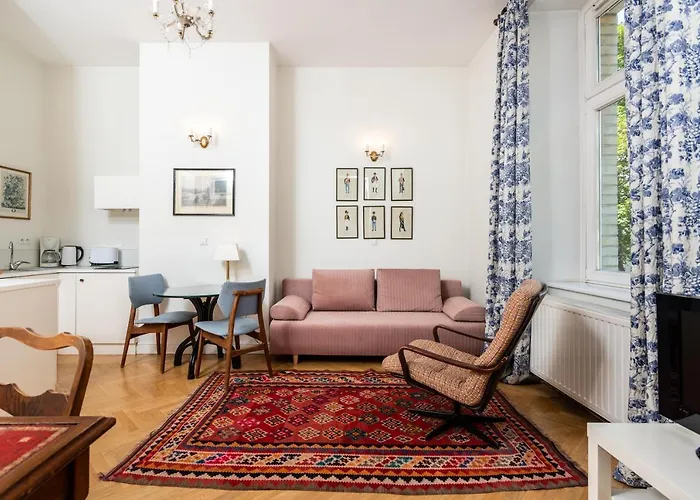 Apartment Classy Old Town - By Upstairs