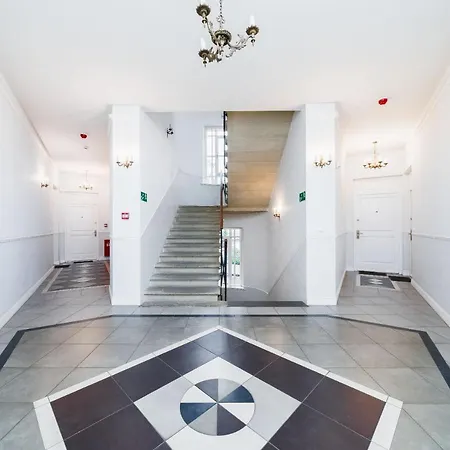 Classy Old Town - By Upstairs Apartmán *